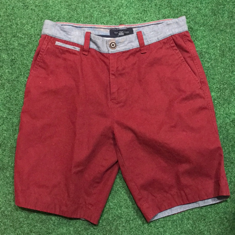 Tommy Hilfigure shorts - Picture 2 of 3